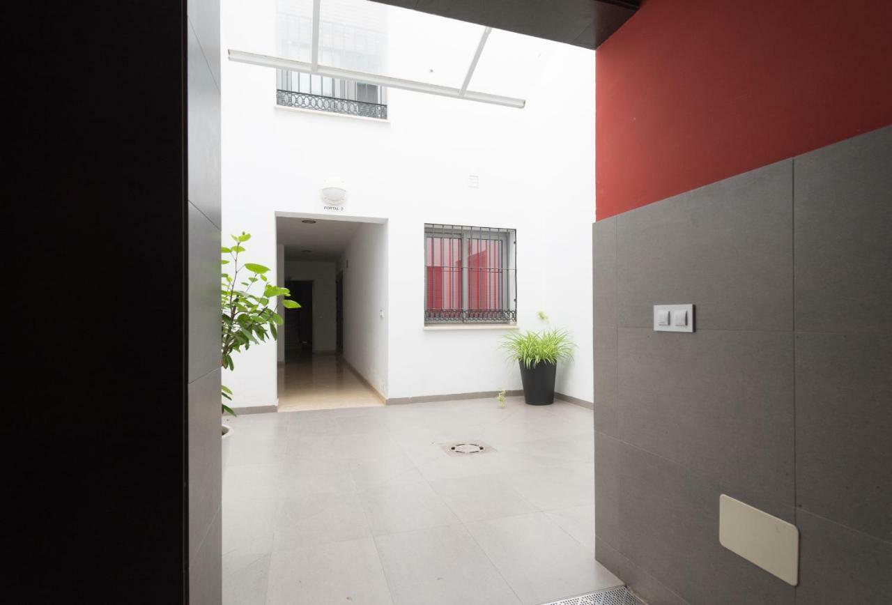 Homely Malaga Plaza Montano المظهر الخارجي الصورة