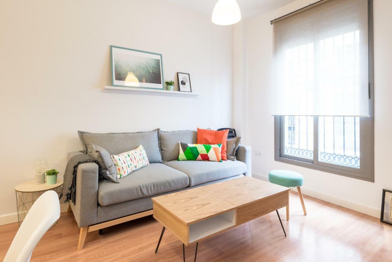 Homely Malaga Plaza Montano المظهر الخارجي الصورة