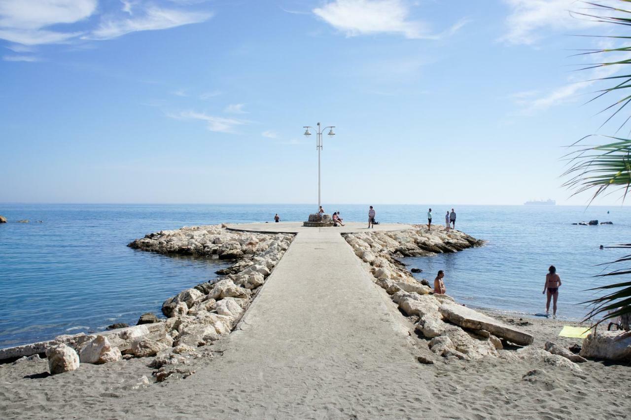 Homely Malaga Plaza Montano المظهر الخارجي الصورة