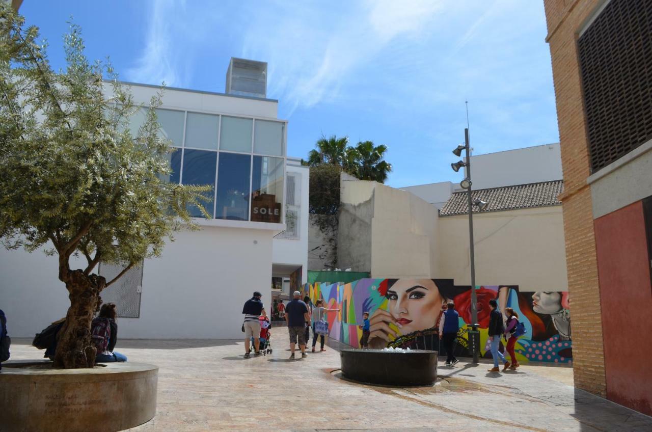 Homely Malaga Plaza Montano المظهر الخارجي الصورة