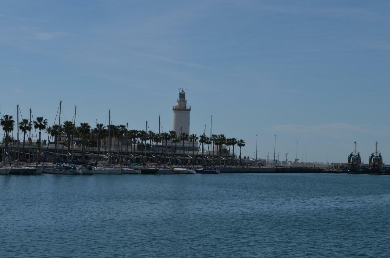 Homely Malaga Plaza Montano المظهر الخارجي الصورة
